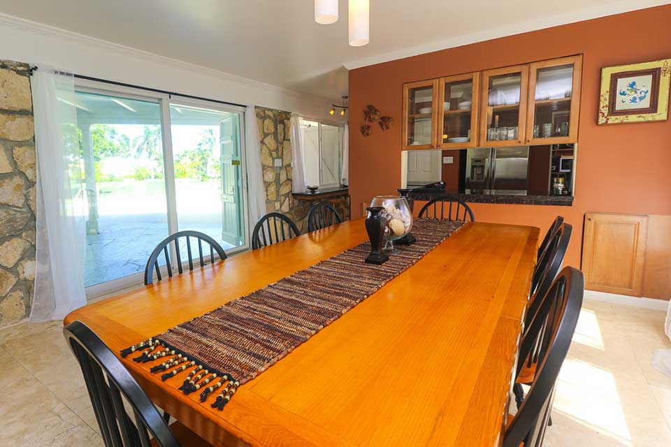 dining table